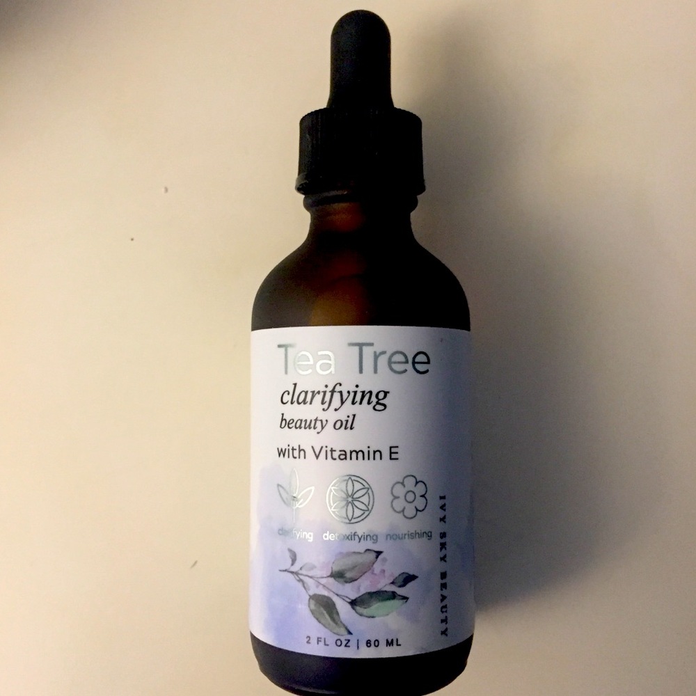 IVY SKY BEAUTY Tea Tree Clarifying Beauty Oil
